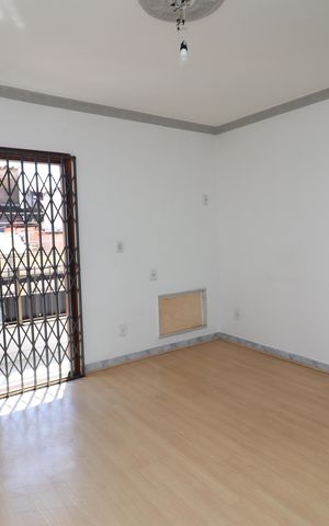 Casa à venda com 204m², 4 quartos e 1 vagaQuarto 1