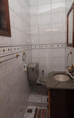 Casa à venda com 204m², 4 quartos e 1 vagaBanheiro 5