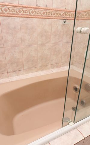 Casa à venda com 204m², 4 quartos e 1 vagaBanheiro 2