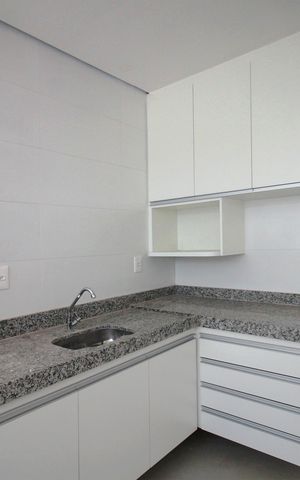 Apartamento para alugar com 125m², 2 quartos e 2 vagasCozinha