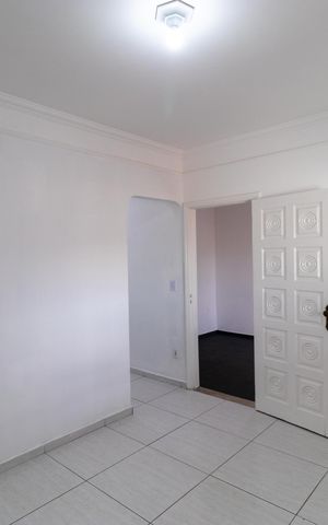 Casa para alugar com 124m², 3 quartos e 2 vagas Casa para alugar com 124m², 3 quartos e 2 vagasSala