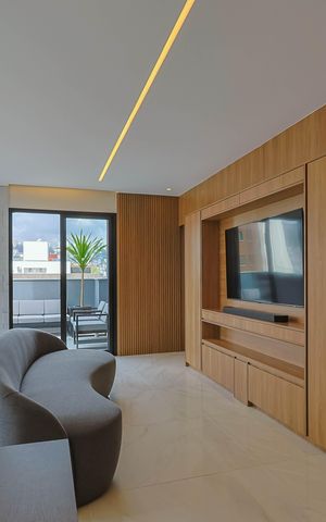 Apartamento à venda com 130m², 2 quartos e 3 vagas Apartamento à venda com 130m², 2 quartos e 3 vagasSala