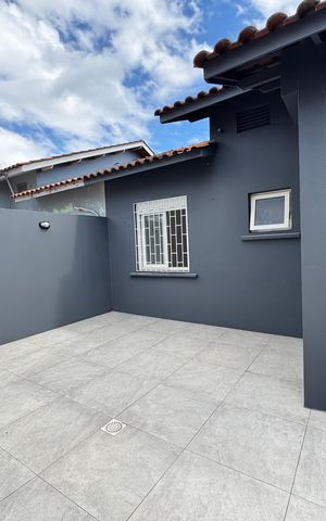Casa para alugar com 90m², 2 quartos e 2 vagas Casa para alugar com 90m², 2 quartos e 2 vagasÁrea comum