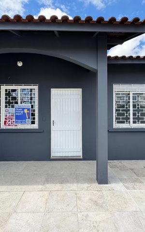 Casa para alugar com 90m², 2 quartos e 2 vagas Casa para alugar com 90m², 2 quartos e 2 vagasPlaquinha fachada