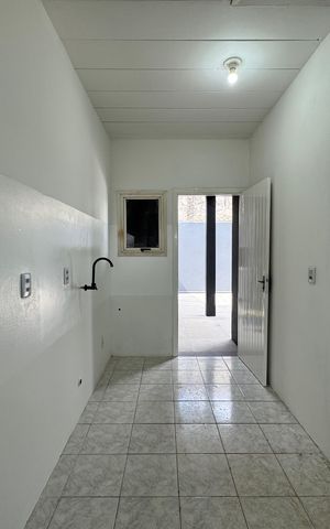Casa para alugar com 90m², 2 quartos e 2 vagas Casa para alugar com 90m², 2 quartos e 2 vagasCozinha