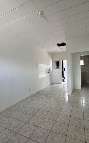 Casa para alugar com 90m², 2 quartos e 2 vagas Casa para alugar com 90m², 2 quartos e 2 vagasSala