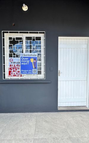 Casa para alugar com 90m², 2 quartos e 2 vagas Casa para alugar com 90m², 2 quartos e 2 vagasPlaquinha fachada