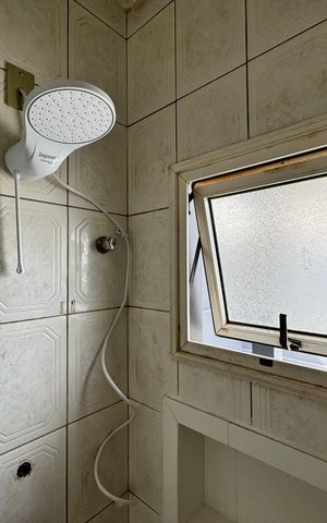 Casa para alugar com 90m², 2 quartos e 2 vagas Casa para alugar com 90m², 2 quartos e 2 vagasBanheiro