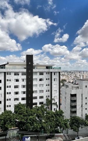 Apartamento à venda com 142m², 4 quartos e 3 vagasVista da Sala