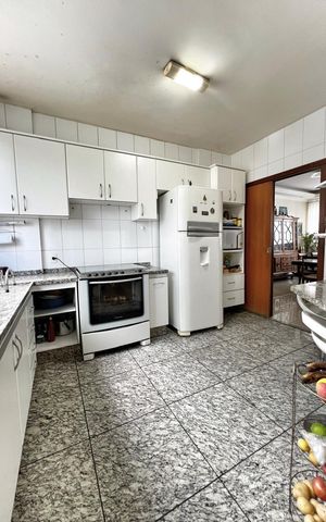 Apartamento à venda com 142m², 4 quartos e 3 vagasCozinha
