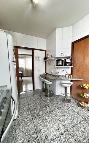 Apartamento à venda com 142m², 4 quartos e 3 vagasCozinha