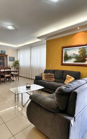 Apartamento à venda com 142m², 4 quartos e 3 vagasSala
