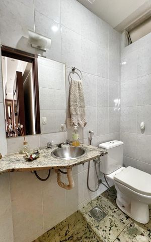 Apartamento à venda com 142m², 4 quartos e 3 vagasBanheiro