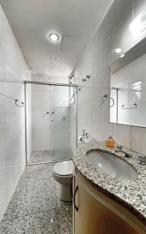 Apartamento à venda com 142m², 4 quartos e 3 vagasBanheiro