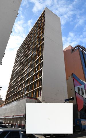 Apartamento à venda com 120m², 2 quartos e sem vagaFachada do Prédio