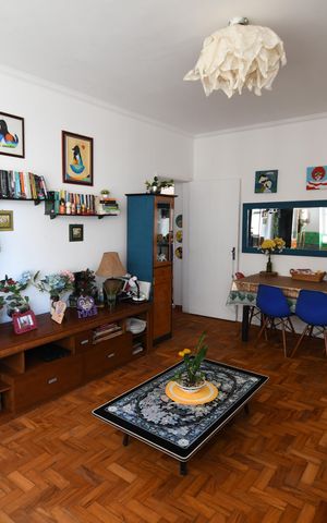Apartamento à venda com 120m², 2 quartos e sem vagaSala