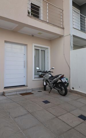 Casa à venda com 123m², 2 quartos e 2 vagasÁrea externa