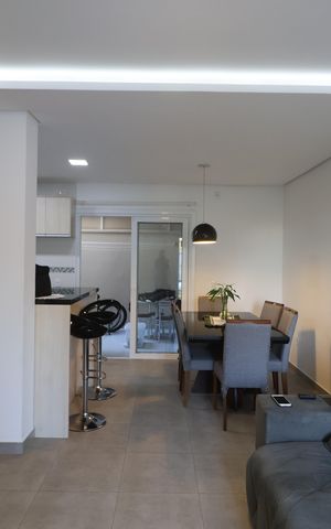 Casa à venda com 123m², 2 quartos e 2 vagasSala