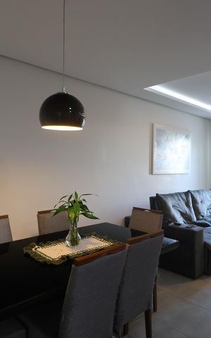 Casa à venda com 123m², 2 quartos e 2 vagasSala