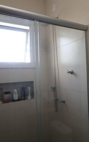 Casa à venda com 123m², 2 quartos e 2 vagasBanheiro da Suíte 1