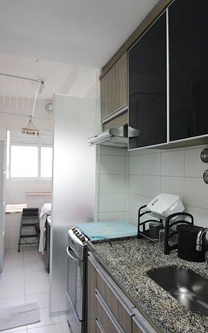 Apartamento para alugar com 92m², 2 quartos e 2 vagasCozinha