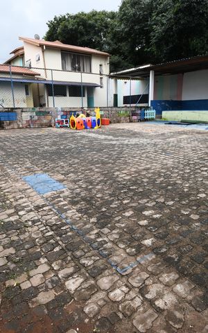 Casa à venda com 400m², 3 quartos e 10 vagasGaragem