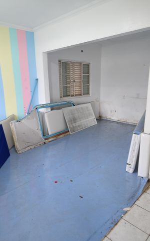 Casa à venda com 400m², 3 quartos e 10 vagasEdícula