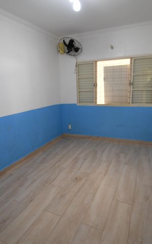 Casa à venda com 400m², 3 quartos e 10 vagasSuíte