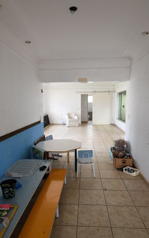 Casa à venda com 400m², 3 quartos e 10 vagasSala
