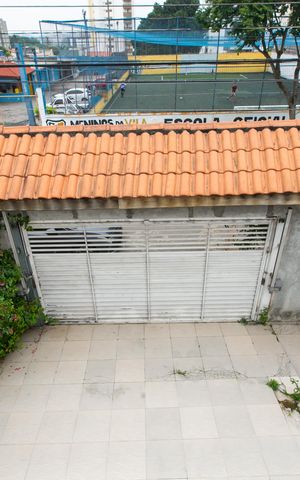 Casa à venda com 600m², 5 quartos e 4 vagas Casa à venda com 600m², 5 quartos e 4 vagasVista da Varanda