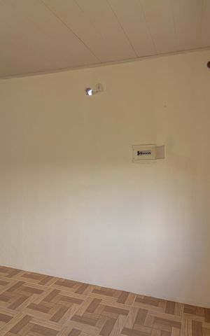 Casa à venda com 110m², 4 quartos e 4 vagas Casa à venda com 110m², 4 quartos e 4 vagasCorredor