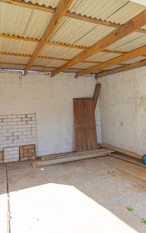 Casa à venda com 110m², 4 quartos e 4 vagas Casa à venda com 110m², 4 quartos e 4 vagasGaragem