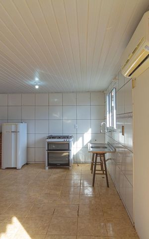 Casa à venda com 110m², 4 quartos e 4 vagas Casa à venda com 110m², 4 quartos e 4 vagasSala/Cozinha
