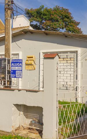 Casa à venda com 110m², 4 quartos e 4 vagas Casa à venda com 110m², 4 quartos e 4 vagasPlaca instalada