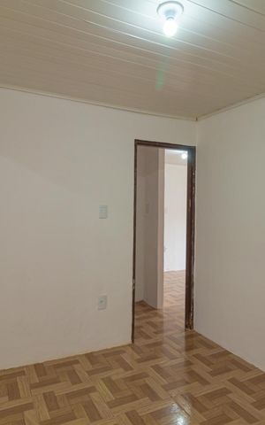 Casa à venda com 110m², 4 quartos e 4 vagas Casa à venda com 110m², 4 quartos e 4 vagasCorredor