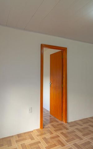 Casa à venda com 110m², 4 quartos e 4 vagas Casa à venda com 110m², 4 quartos e 4 vagasCorredor