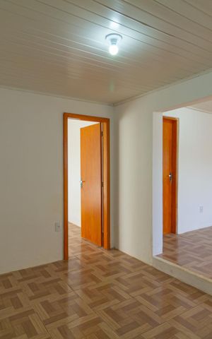 Casa à venda com 110m², 4 quartos e 4 vagas Casa à venda com 110m², 4 quartos e 4 vagasCorredor