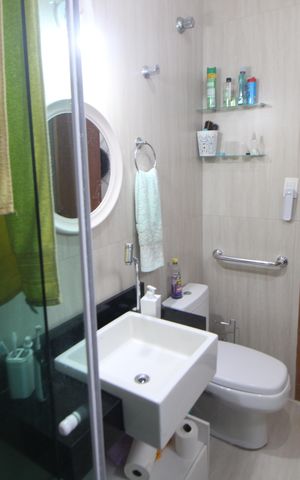 Casa à venda com 163m², 5 quartos e 1 vagaBanheiro 1