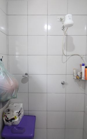 Casa à venda com 163m², 5 quartos e 1 vagaÁrea de Serviço - Banheiro