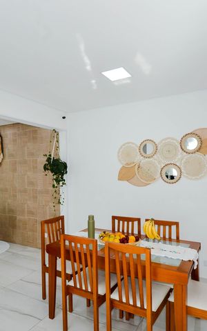 Casa à venda com 170m², 4 quartos e 3 vagas Casa à venda com 170m², 4 quartos e 3 vagasCozinha