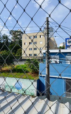 Casa à venda com 170m², 4 quartos e 3 vagas Casa à venda com 170m², 4 quartos e 3 vagasVista da Varanda da Suíte
