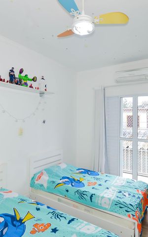 Casa à venda com 170m², 4 quartos e 3 vagas Casa à venda com 170m², 4 quartos e 3 vagasQuarto 2