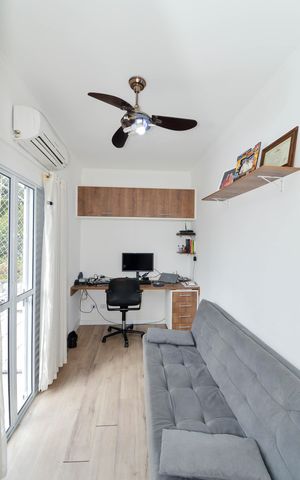 Casa à venda com 170m², 4 quartos e 3 vagas Casa à venda com 170m², 4 quartos e 3 vagasQuarto 3