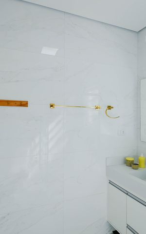 Casa à venda com 170m², 4 quartos e 3 vagas Casa à venda com 170m², 4 quartos e 3 vagasBanheiro da Suíte