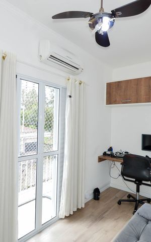 Casa à venda com 170m², 4 quartos e 3 vagas Casa à venda com 170m², 4 quartos e 3 vagasQuarto 3