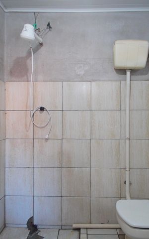 Casa à venda com 85m², 2 quartos e 2 vagasBanheiro