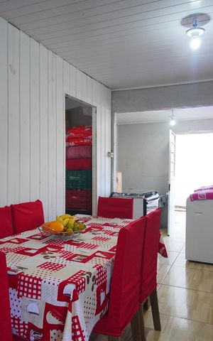Casa à venda com 85m², 2 quartos e 2 vagasCozinha