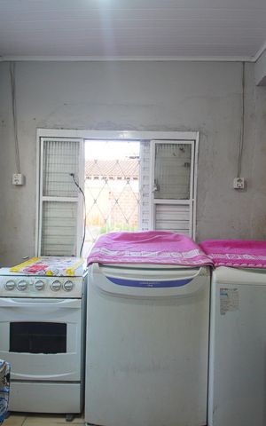 Casa à venda com 85m², 2 quartos e 2 vagasÁrea de Serviço