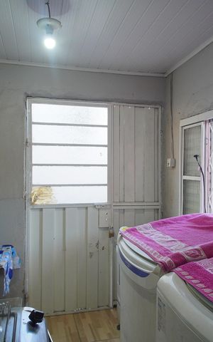 Casa à venda com 85m², 2 quartos e 2 vagasÁrea de Serviço