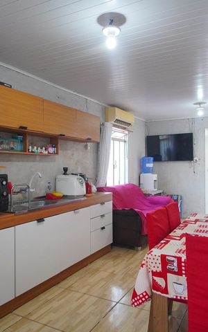 Casa à venda com 85m², 2 quartos e 2 vagasCozinha